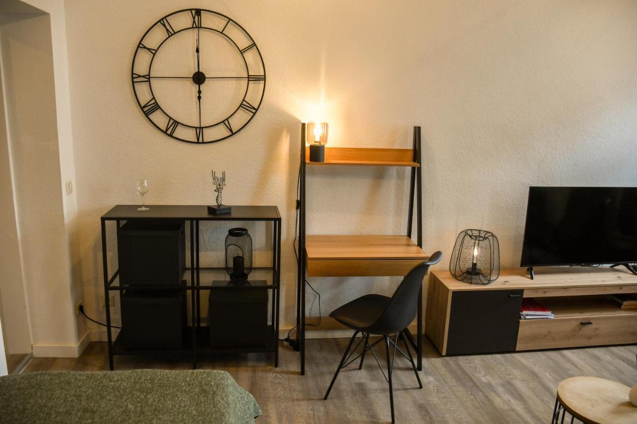 Apartment Moderne Uni-apartment: Zentral Mit Netflix, Wlan Und Vollausstattung *